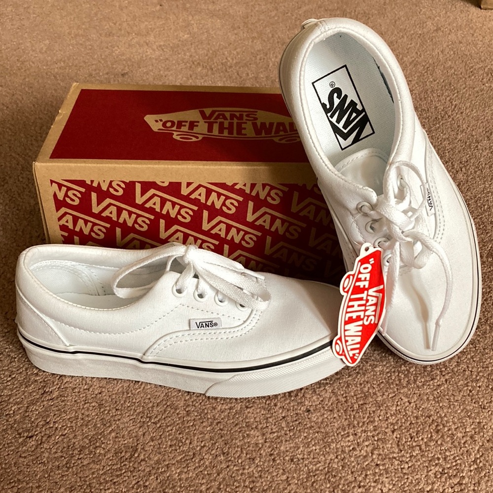 NWT Vans Era True White Shoes Size 5.5